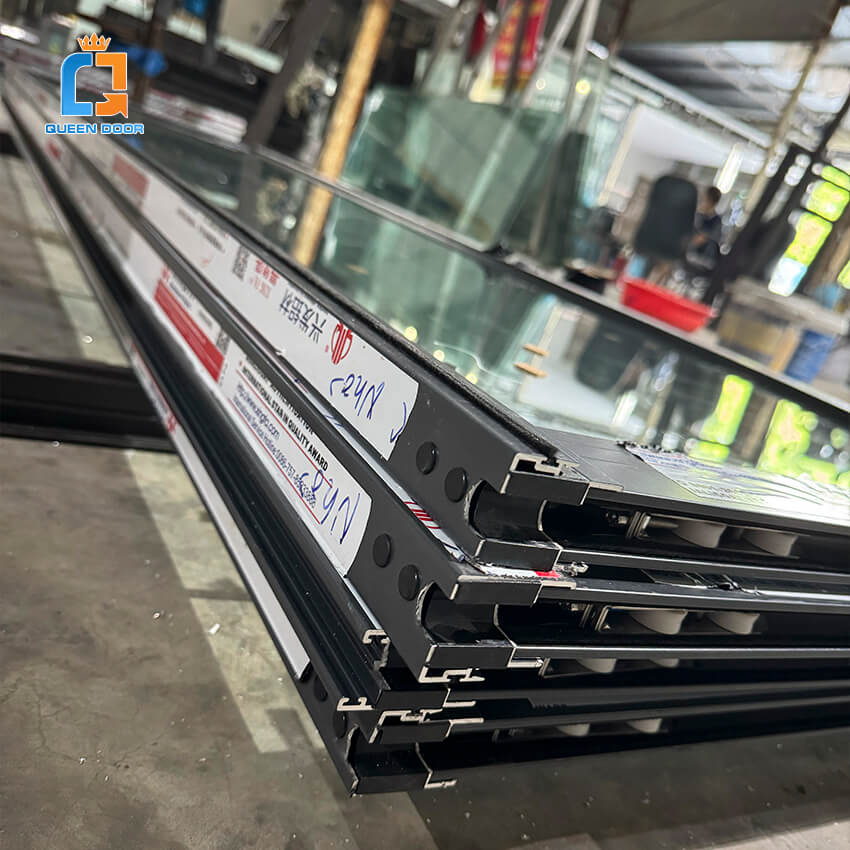 Nhôm xingfa - Queen Door