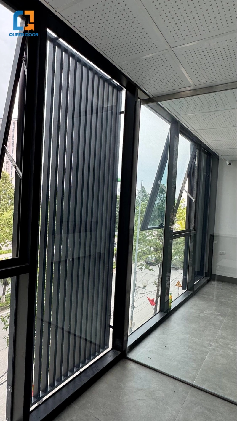 Hướng dẫn sử dụng và bảo quản cửa sổ mở hất đúng cách