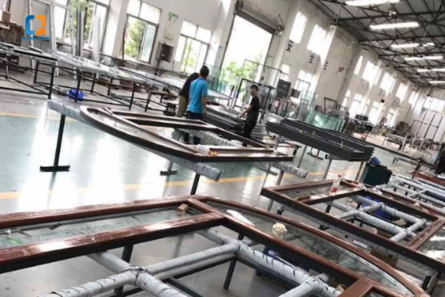 Quy Trình Sản Xuất Cửa Nhôm Kính Chuẩn Chi Tiết 