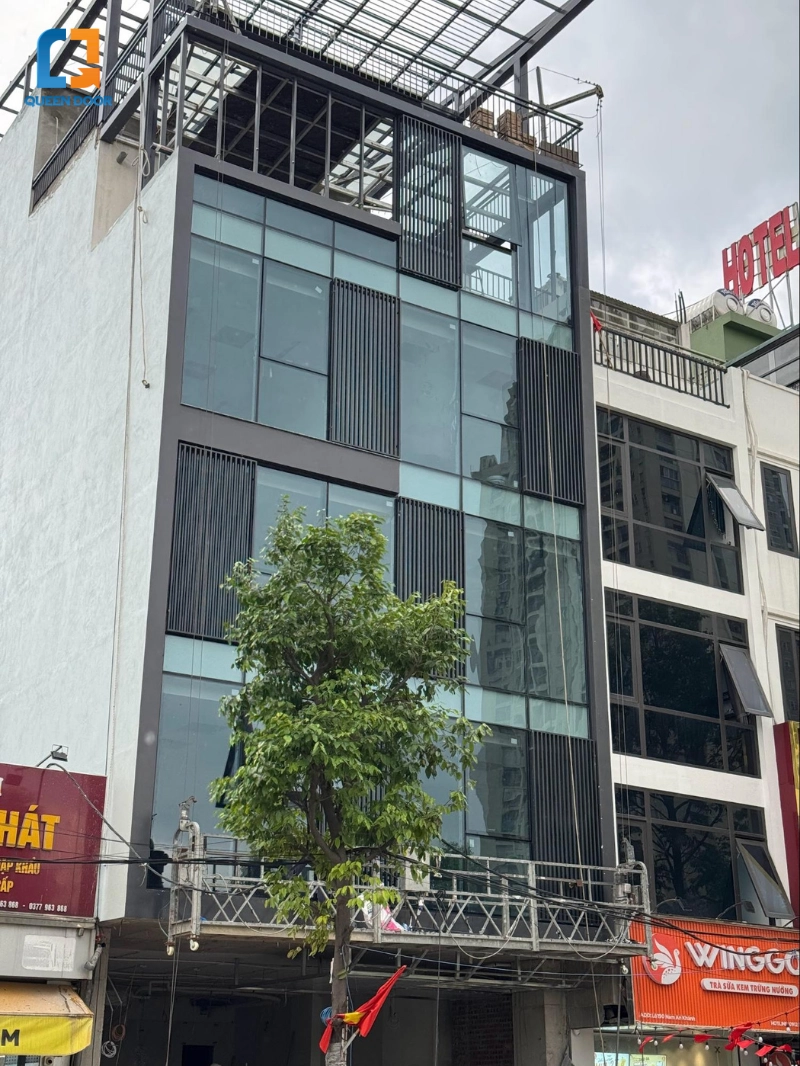 Hướng dẫn lựa chọn và quy trình lắp đặt mặt dựng kính phù hợp