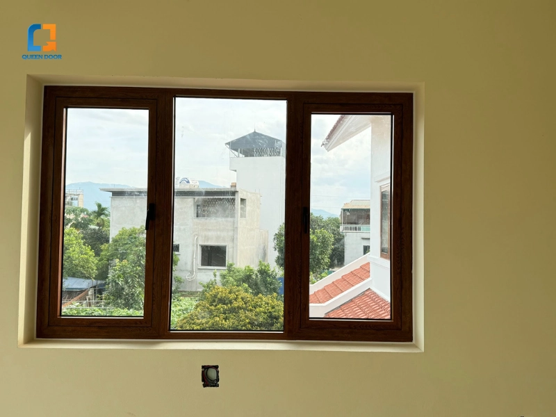 cửa nhôm màu cà phê