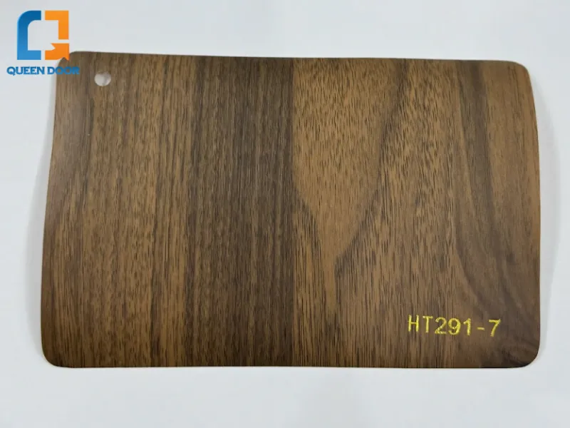 Chi tiết cấu tạo cửa nhựa Composite tại Queen Door