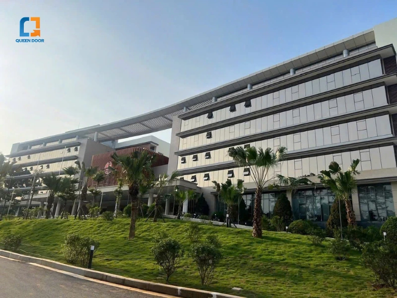 cửa kính chống cháy cửa kính chống cháy
