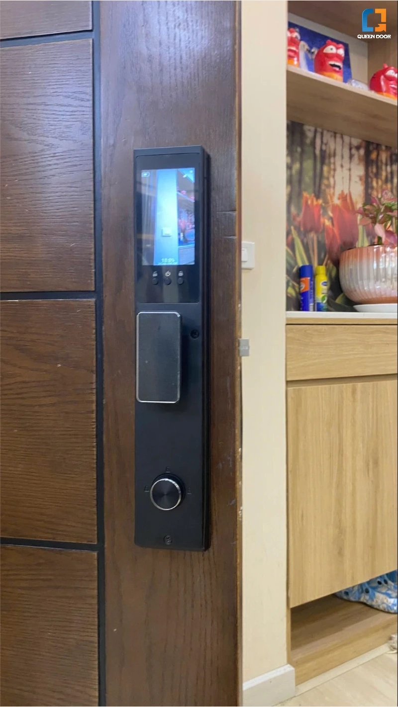 Khóa vân tay cửa đại sảnh QD-E102 Pro-R cho căn hộ