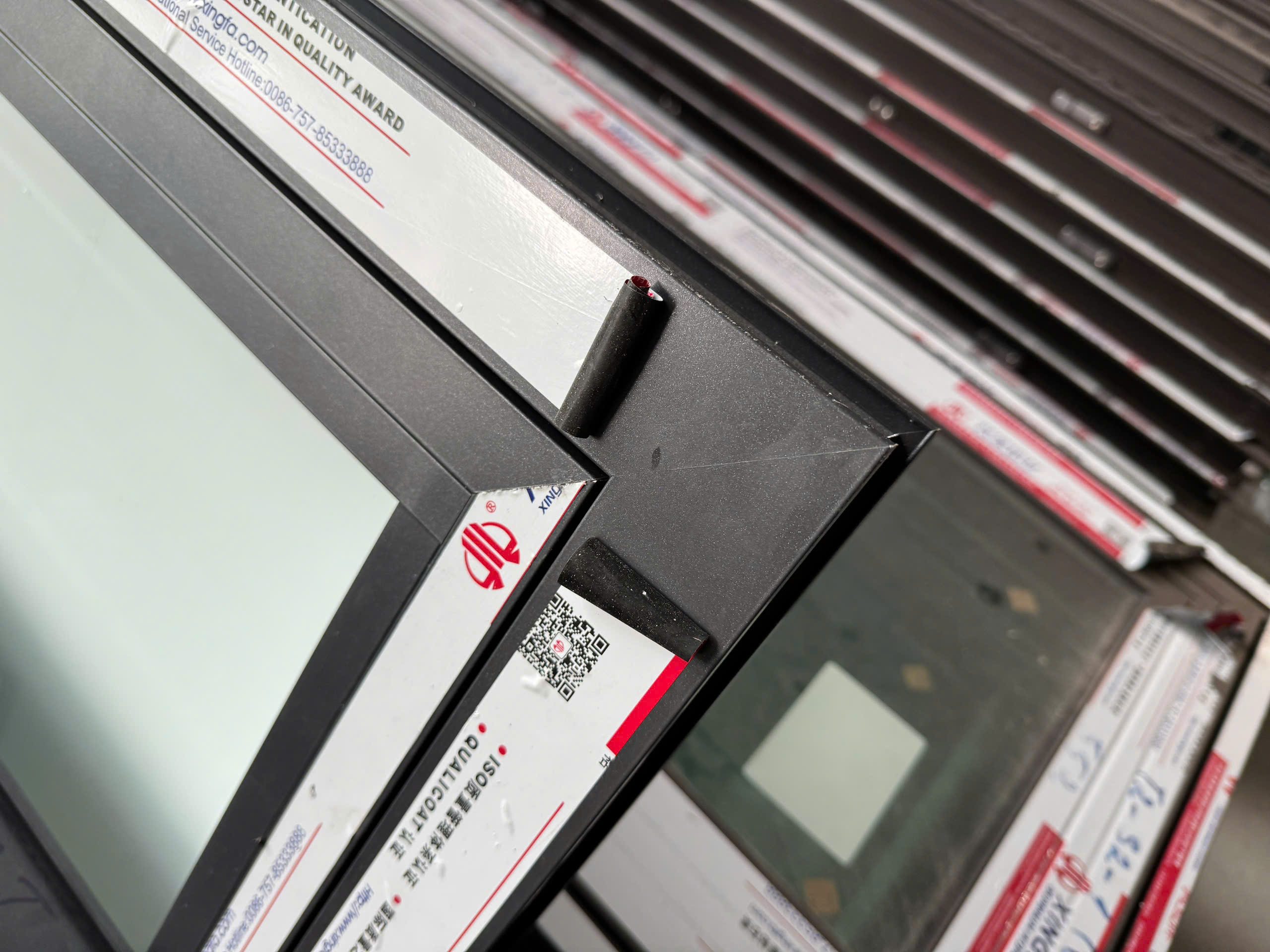 Nhôm xingfa - Queen Door