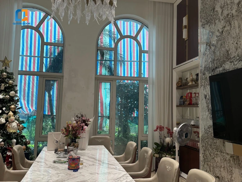 cửa nhôm xingfa màu trắng